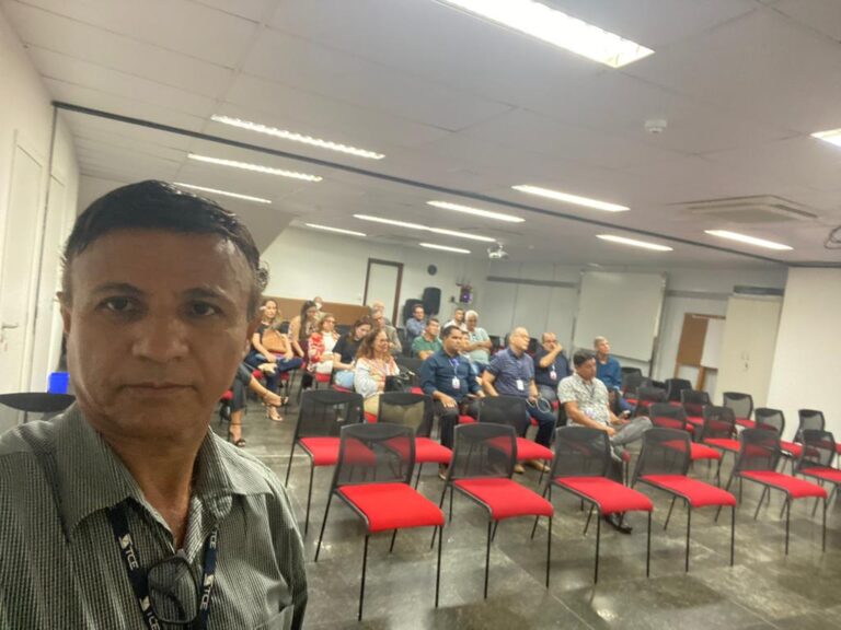 Associado na assembleia de fundação da AudTCE/BA, julho de 2025