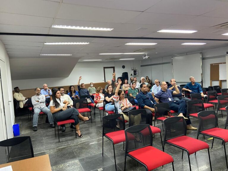 Votação na assembleia de fundação da AudTCE/BA, julho de 2025